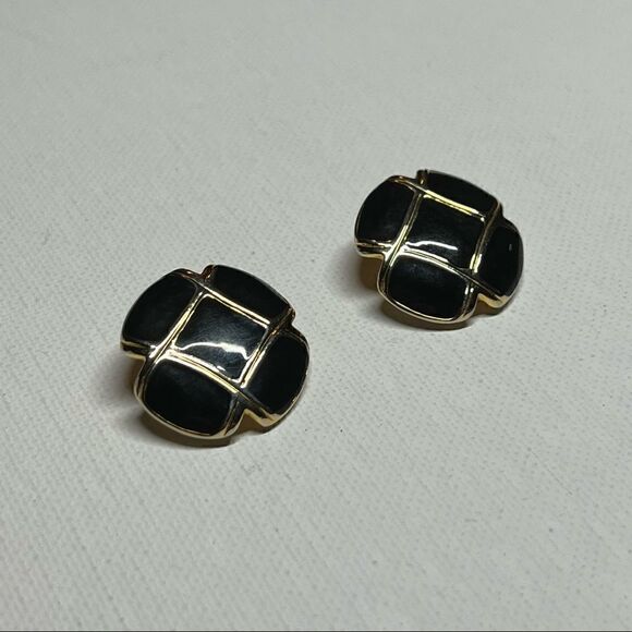 Earrings – Vintage 1980s Black Enamel & Gold-Tone Poppy Clip-Ons - Picture 1 of 7